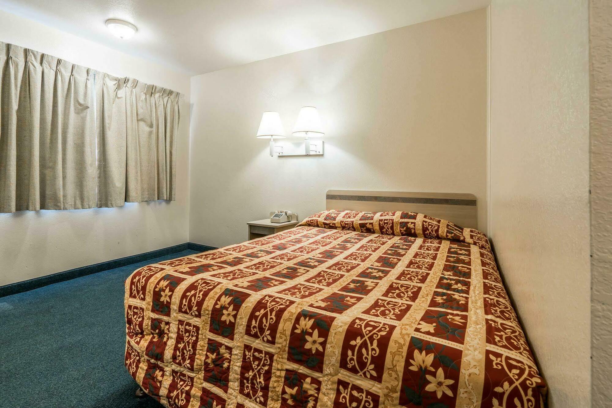 Rodeway Inn Pasco Extérieur photo